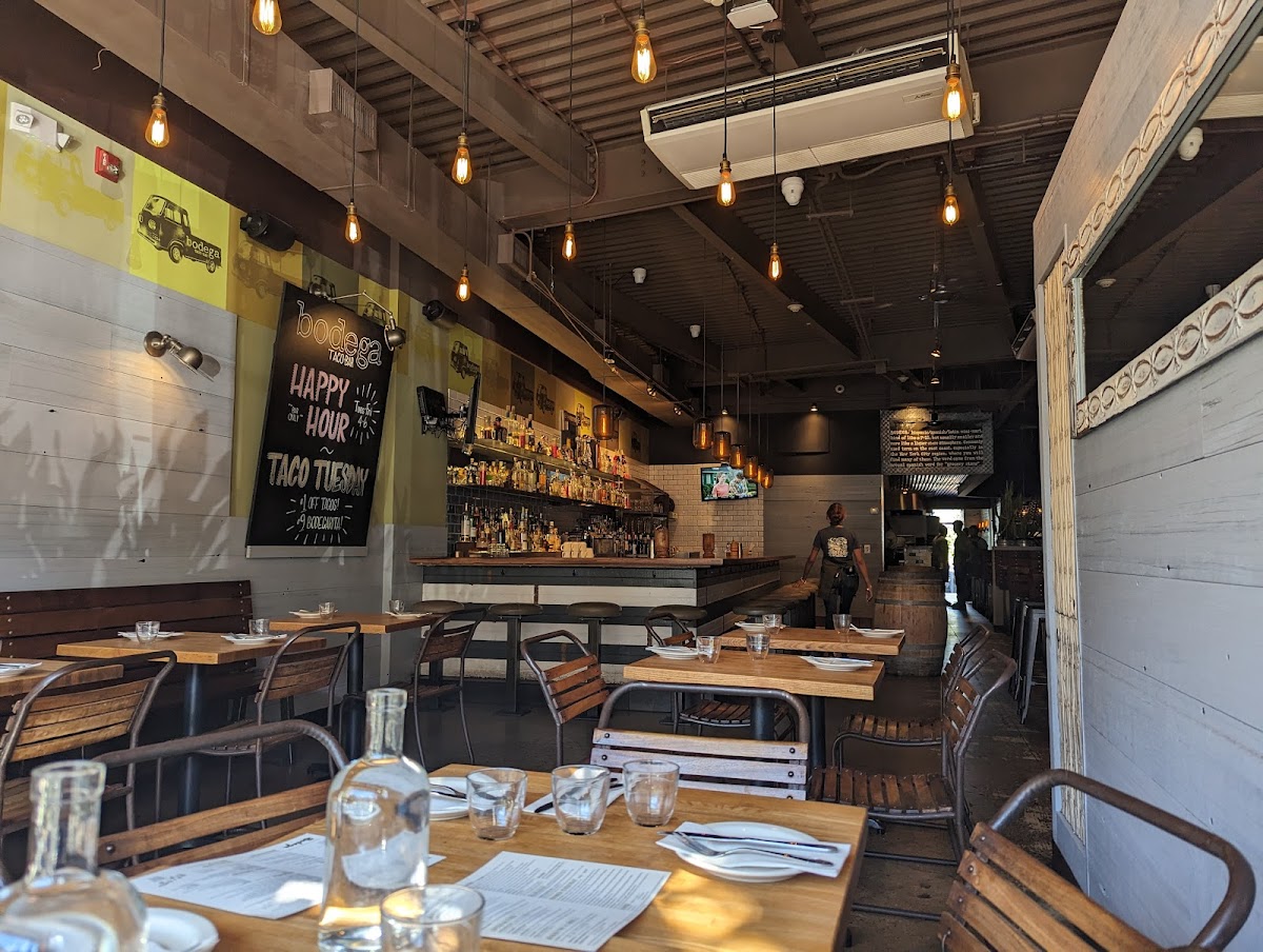 Bodega Taco Bar